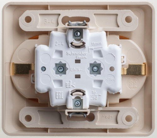 Розетка с/у Этюд 2м с/з кремовый IP20 16А (упак-15шт) SchE                                         фото 3                    